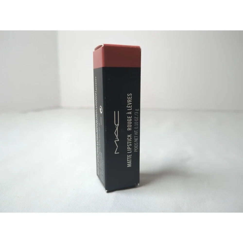 Mac Matte Lipstick Rouge A Levres Velvet Teddy 617 New in Box